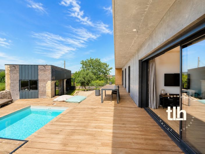 Image No.6-3 Bed House for sale