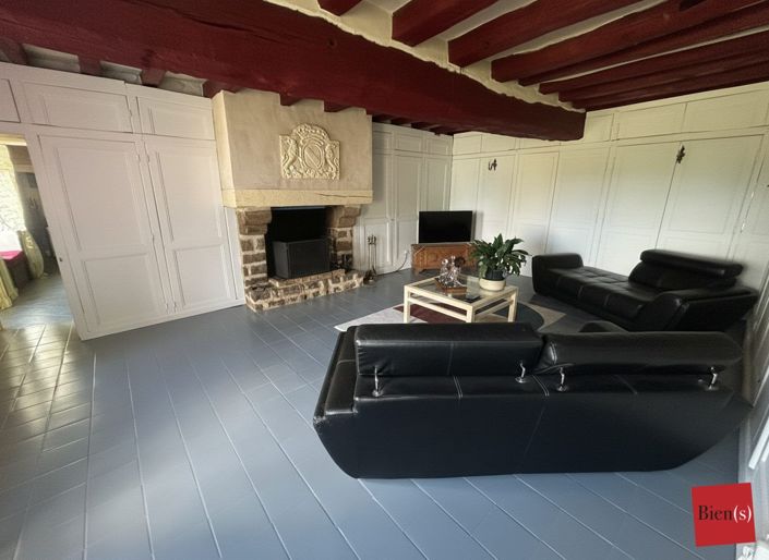 Image No.2-5 Bed Property for sale