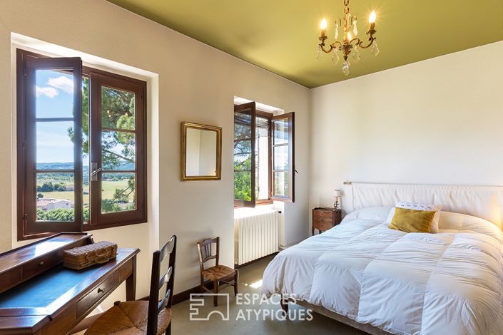 Image No.7-6 Bed House for sale