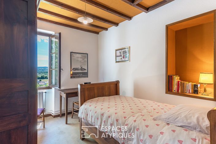 Image No.9-6 Bed House for sale