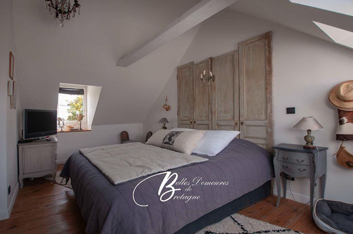 Image No.20-5 Bed House for sale