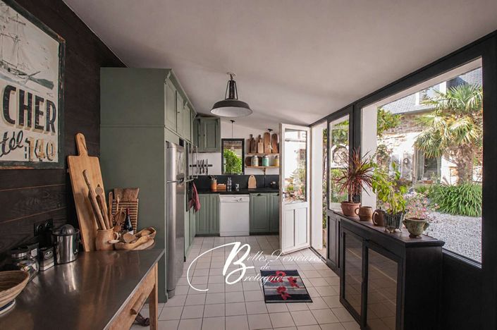Image No.7-5 Bed House for sale