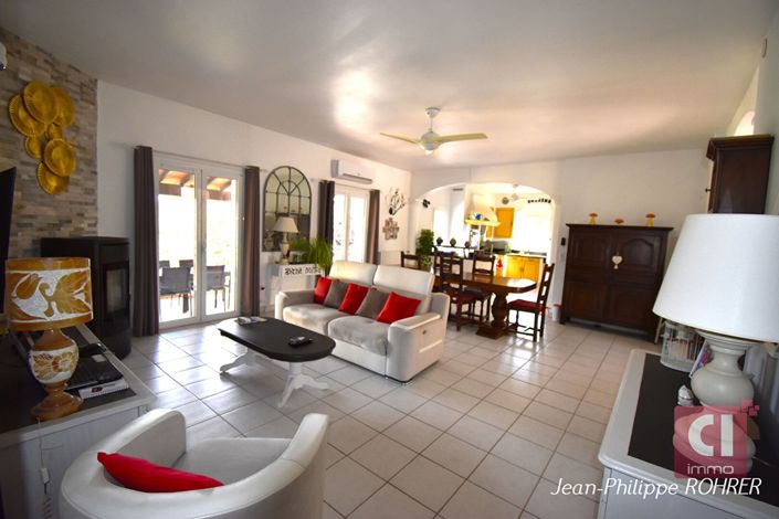 Image No.3-4 Bed House for sale