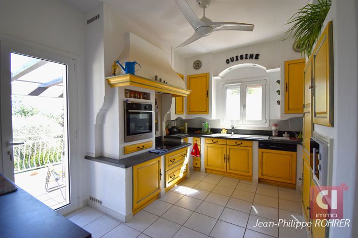 Image No.4-4 Bed House for sale