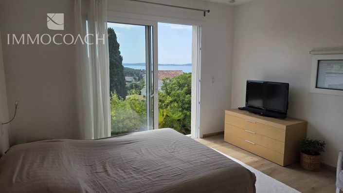 Image No.15-3 Bed House for sale