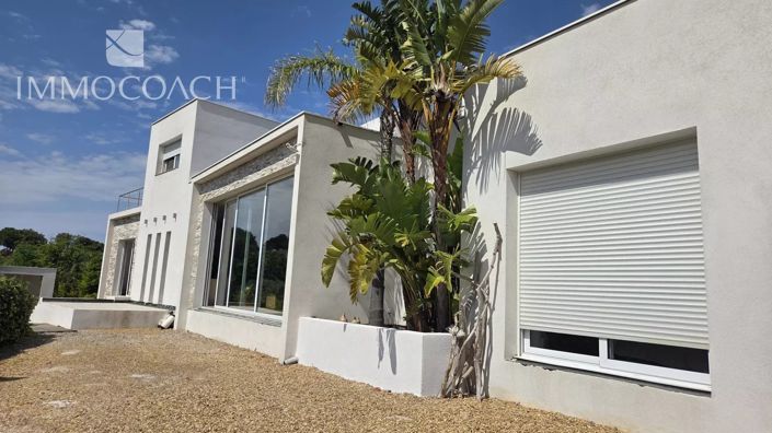 Image No.2-3 Bed House for sale