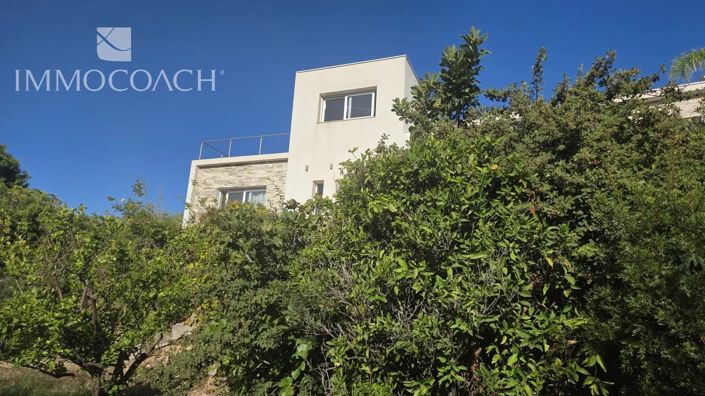 Image No.22-3 Bed House for sale