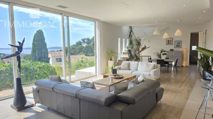 Image No.6-3 Bed House for sale