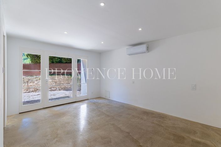 Image No.15-5 Bed House for sale