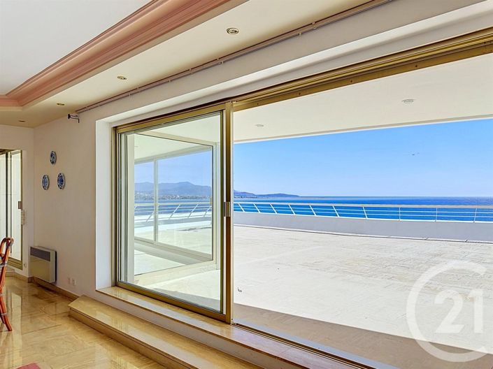 Image No.10-3 Bed Apartment for sale