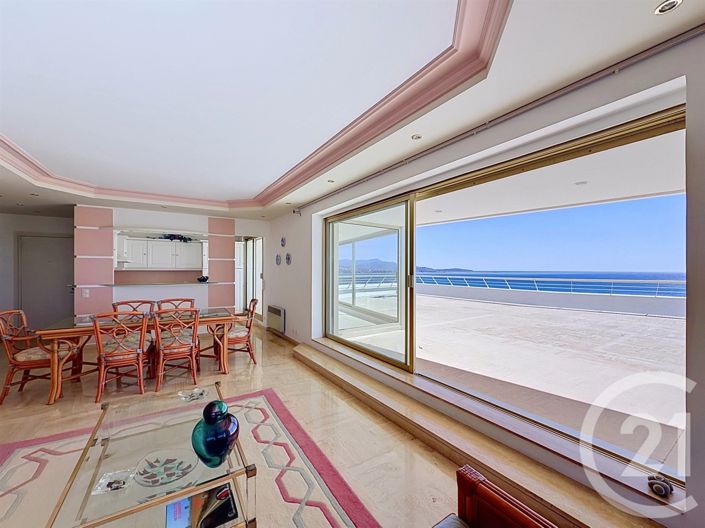 Image No.12-3 Bed Apartment for sale
