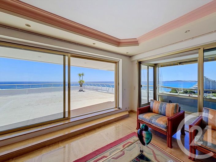 Image No.28-3 Bed Apartment for sale