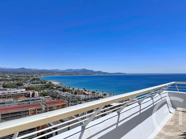 Image No.29-3 Bed Apartment for sale