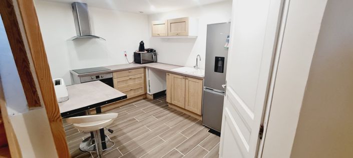 Image No.5-2 Bed House for sale