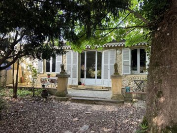 1 - Auch, Maison