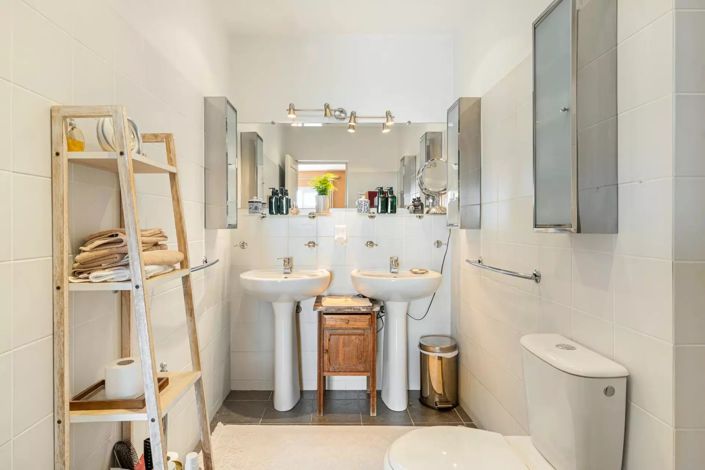 Image No.9-3 Bed House for sale