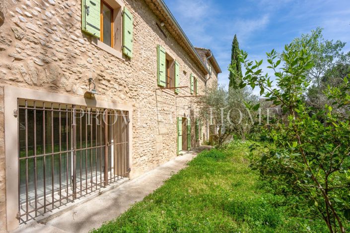 Image No.10-5 Bed House for sale