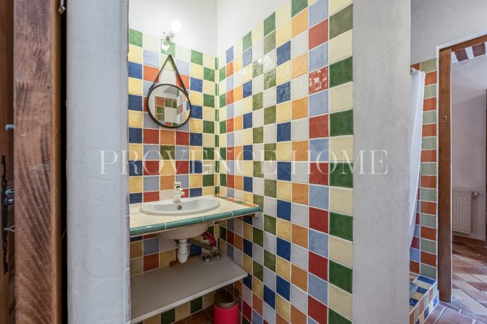 Image No.16-5 Bed House for sale