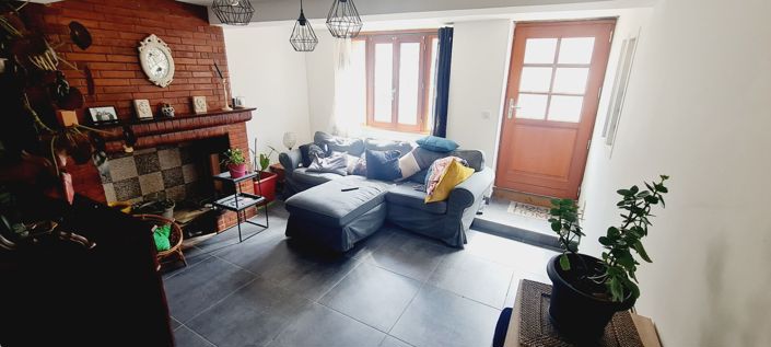 Image No.5-2 Bed House for sale