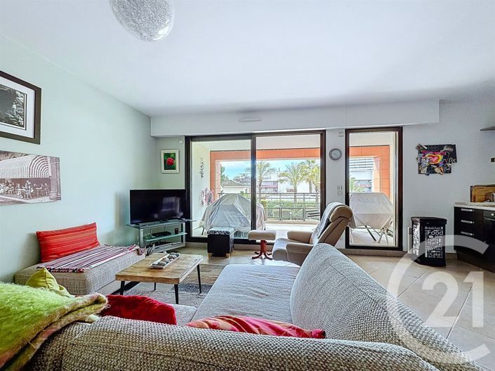Image No.12-2 Bed Apartment for sale