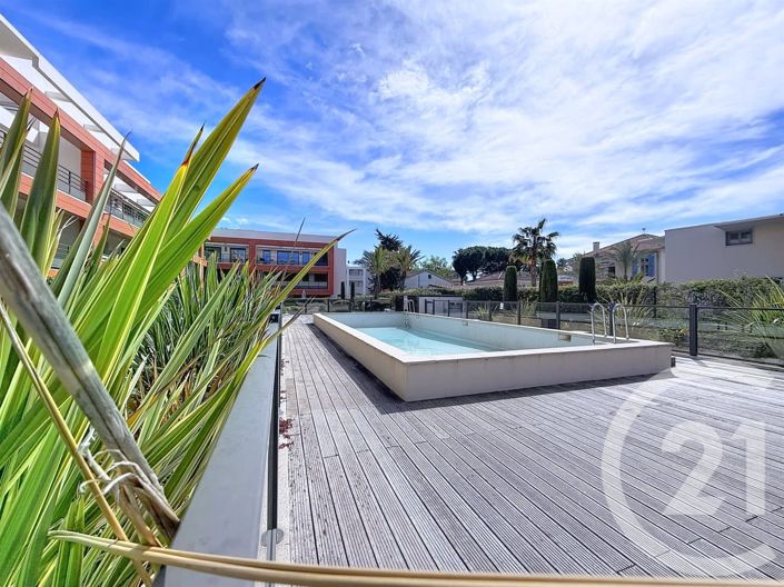 Image No.20-2 Bed Apartment for sale