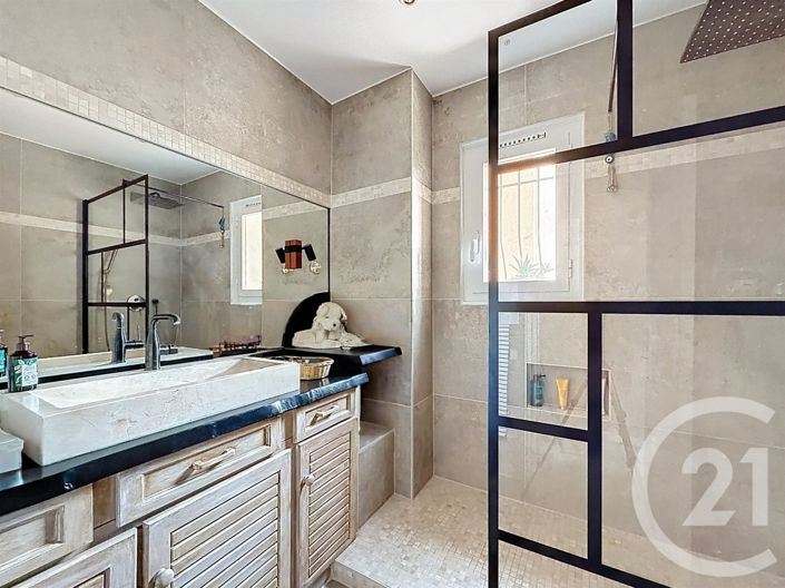 Image No.19-4 Bed House for sale