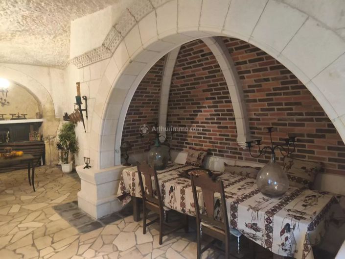 Image No.13-6 Bed House for sale