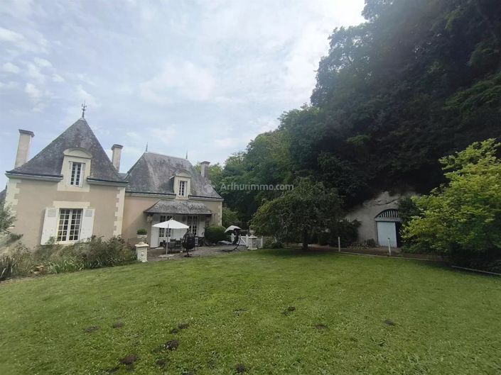 Image No.18-6 Bed House for sale