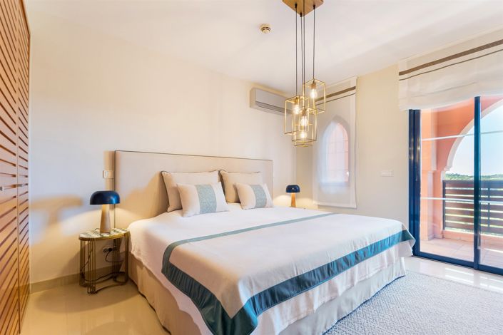 Image No.14-3 Bed Apartment for sale