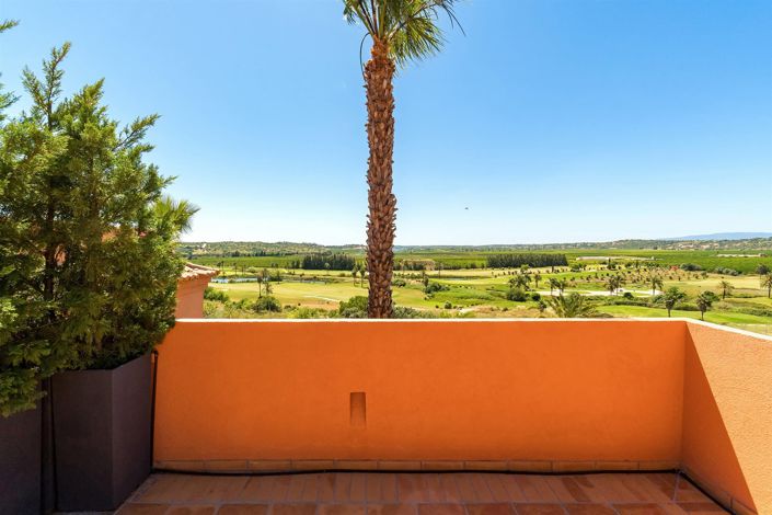 Image No.27-3 Bed Apartment for sale