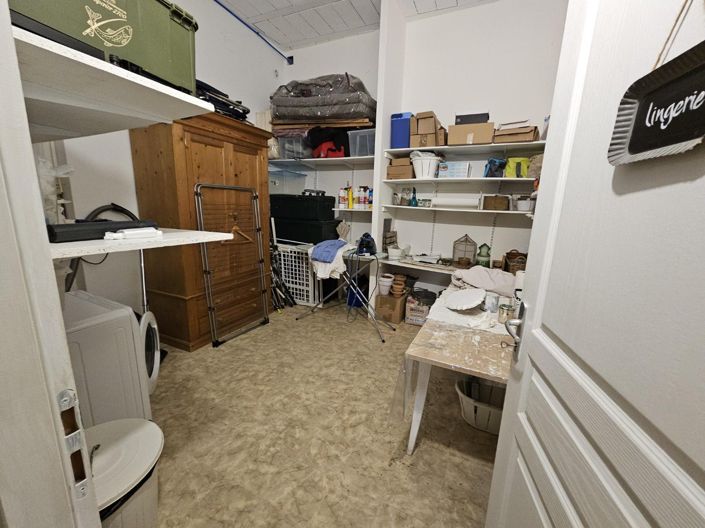 Image No.16-3 Bed House for sale