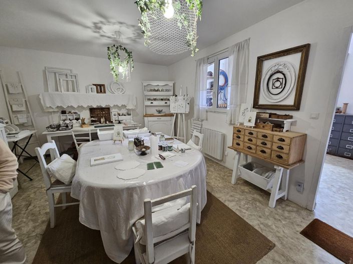 Image No.19-3 Bed House for sale