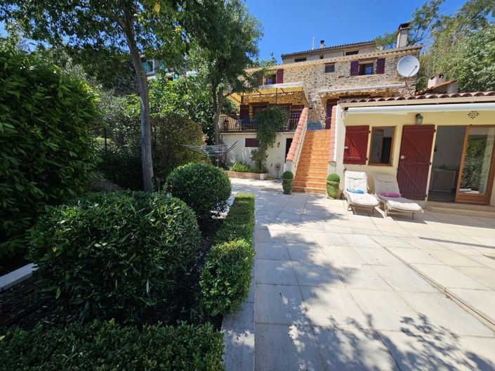 Image No.15-3 Bed House for sale