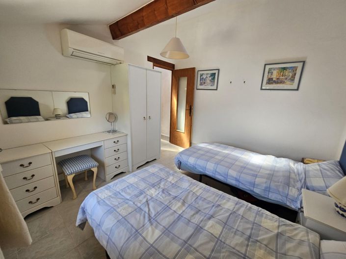 Image No.9-3 Bed House for sale