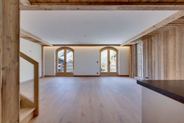 Image No.13-5 Bed House for sale