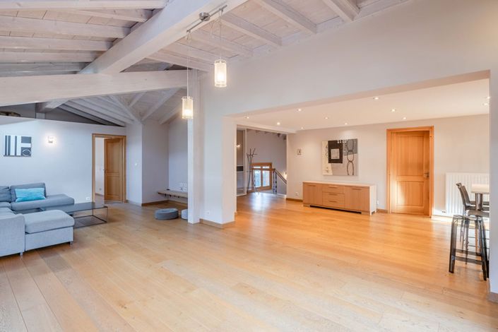 Image No.2-Maison de 6 chambres à vendre à Haute-Savoie
