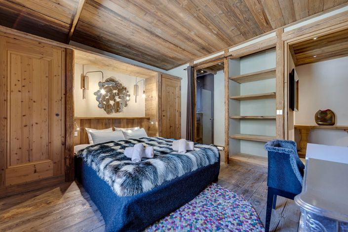 Image No.8-7 Bed House for sale