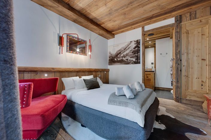 Image No.9-7 Bed House for sale