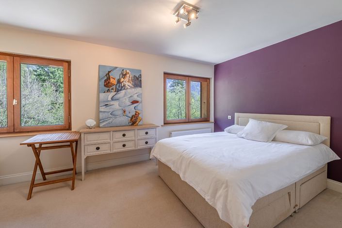 Image No.7-5 Bed House for sale