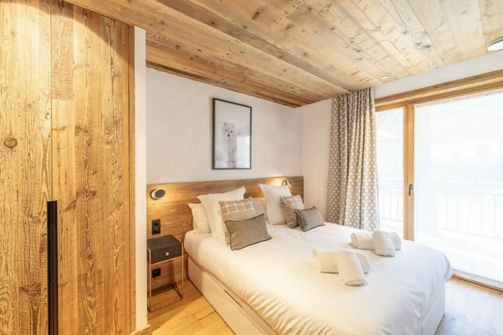Image No.6-4 Bed House for sale