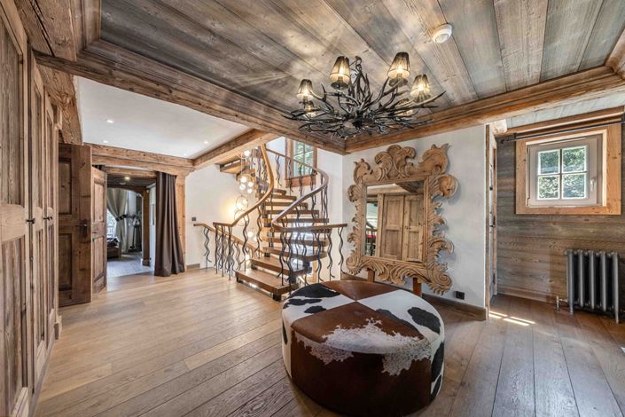 Image No.3-6 Bed House for sale