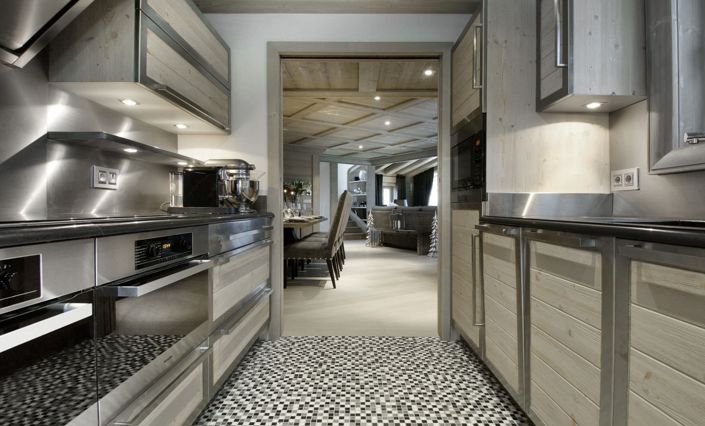 Image No.4-5 Bed House for sale