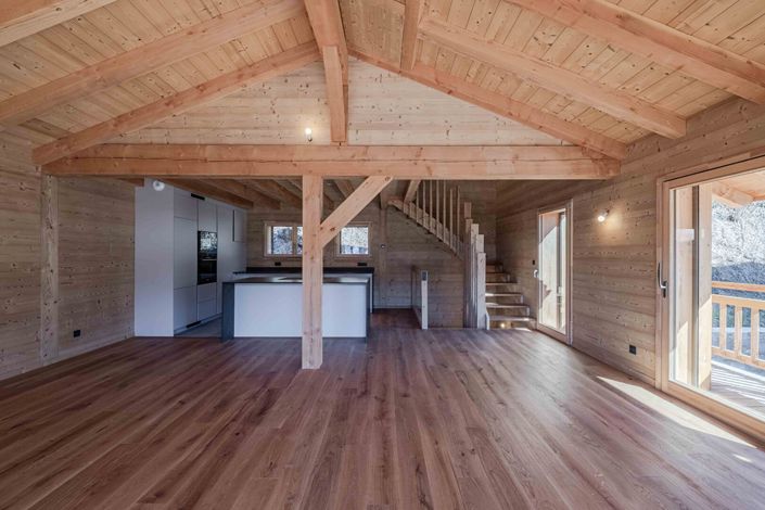 Image No.3-5 Bed House for sale