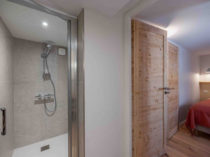 Image No.11-4 Bed House for sale