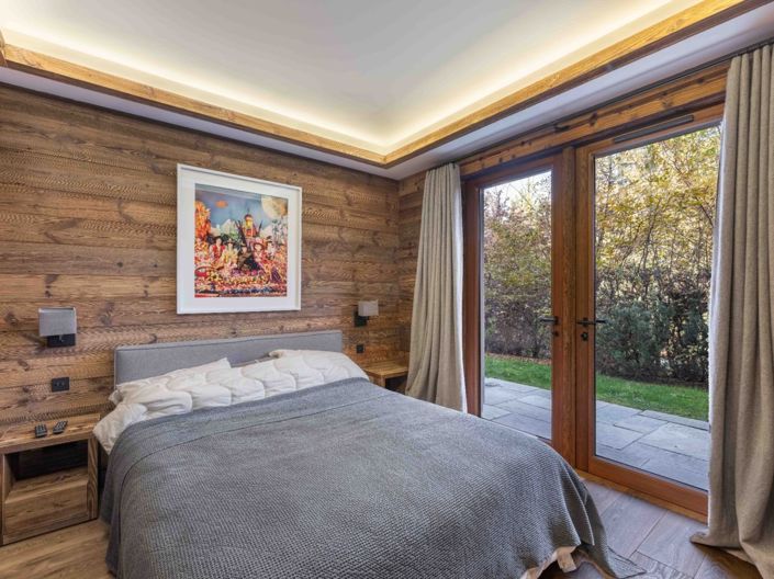 Image No.7-6 Bed House for sale