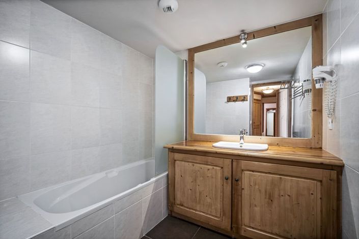 Image No.11-3 Bed Apartment for sale