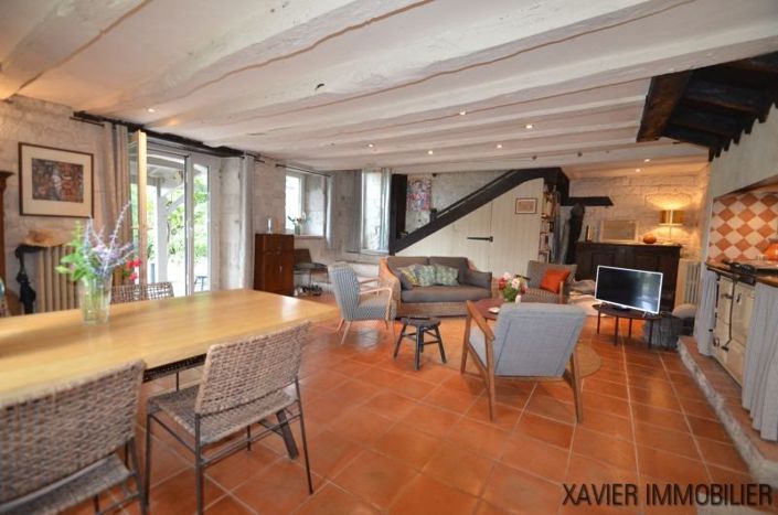 Image No.10-3 Bed House for sale