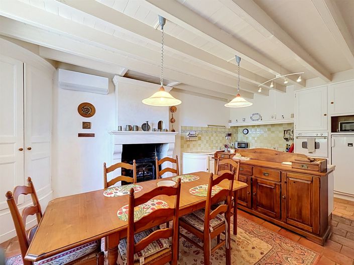 Image No.4-6 Bed House for sale