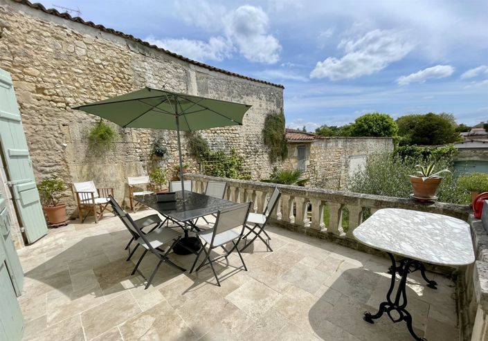 Image No.4-Maison de 6 chambres à vendre à Châteauneuf-sur-Charente