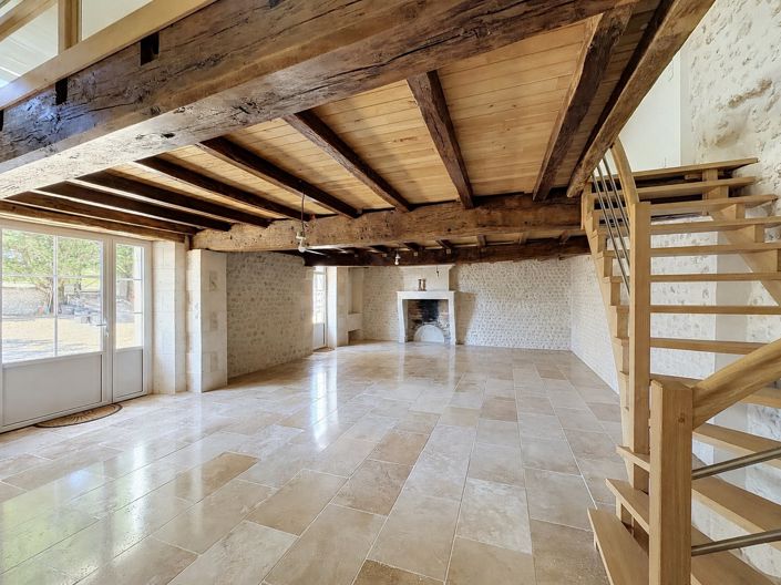 Image No.3-4 Bed House for sale